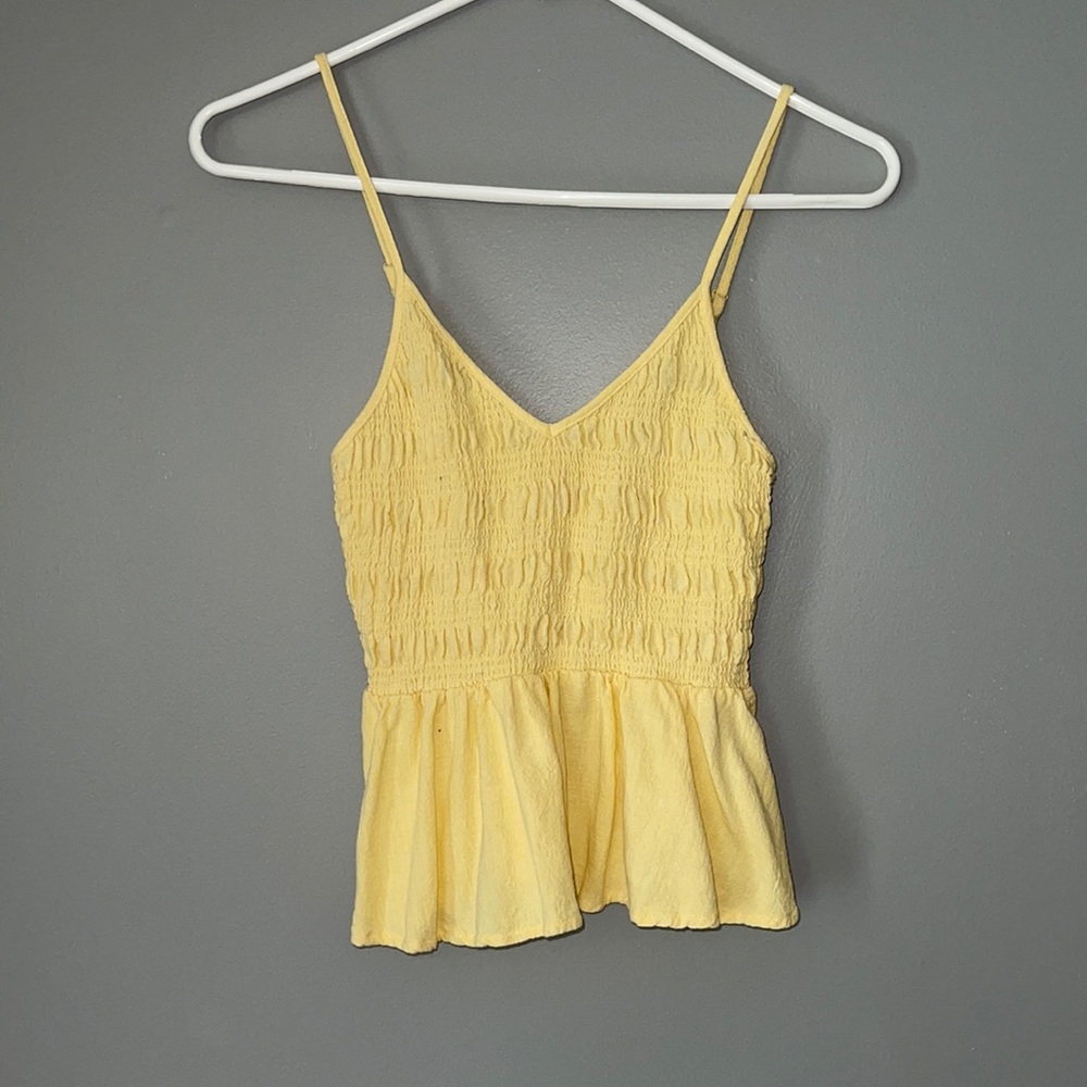 Yellow tank top perfect condition
